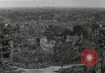 Image Seconde Guerre Mondiale destruction à Nuremberg ALLEMAGNE Nuremberg ALLEMAGNE, 1945, de la seconde 31 séquences d'archives historiques vidéo 65675024457