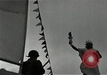 Image Mardi Gras Paris France, 1945, de la seconde 31 séquences d'archives historiques vidéo 65675024460