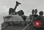Image Mardi Gras Paris France, 1945, de la seconde 44 séquences d'archives historiques vidéo 65675024460