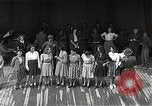 Image Mardi Gras Paris France, 1945, de la seconde 22 séquences d'archives historiques vidéo 65675024461