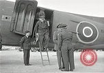 Immagine di Sir Alan Brooke Corea Aviosuperficie Kimpo, 1945, secondo 30 filmato di repertorio 65675024464