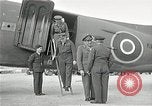 Immagine di Sir Alan Brooke Corea Aviosuperficie Kimpo, 1945, secondo 33 filmato di repertorio 65675024464