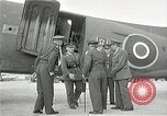 Immagine di Sir Alan Brooke Corea Aviosuperficie Kimpo, 1945, secondo 40 filmato di repertorio 65675024464