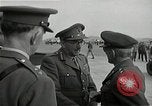 Immagine di Sir Alan Brooke Corea Aviosuperficie Kimpo, 1945, secondo 53 filmato di repertorio 65675024464