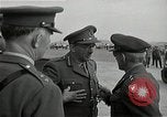 Immagine di Sir Alan Brooke Corea Aviosuperficie Kimpo, 1945, secondo 54 filmato di repertorio 65675024464