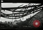 Immagine di Danni di bomba Nürnberg Germania, 1945, secondo 24 filmato di repertorio 65675024473