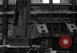 Immagine di Danni di bomba Nürnberg Germania, 1945, secondo 60 filmato di repertorio 65675024473