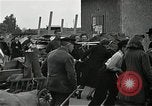 Immagine di Popolo tedesco Nürnberg Germania, 1945, secondo 29 filmato di repertorio 65675024475