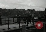 Immagine di Popolo tedesco Nürnberg Germania, 1945, secondo 41 filmato di repertorio 65675024475