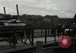 Immagine di Popolo tedesco Nürnberg Germania, 1945, secondo 43 filmato di repertorio 65675024475
