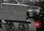 Immagine di Popolo tedesco Nürnberg Germania, 1945, secondo 58 filmato di repertorio 65675024475
