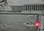 Immagine di Il nuoto ai Giochi Olimpici 1936 Berlino Germania, 1936, secondo 54 filmato di repertorio 65675024480