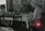 Immagine di Sistema di cottura a vapore sul fiume Volga La Russia, 1935, secondo 35 filmato di repertorio 65675024485