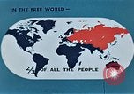 Immagine di Film sulla missione USIA United States USA, 1954, secondo 17 filmato di repertorio 65675024520