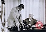 Standbild United States Information Agency Operationen United States USA, 1954, aus Sekunde 49 historischem Filmmaterial Videoclip 65675024522