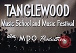 Standbild Serge Koussevitzky Tanglewood Massachusetts USA, 1950, aus Sekunde 10 historischem Filmmaterial Videoclip 65675024527