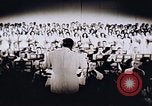 Standbild Serge Koussevitzky Tanglewood Massachusetts USA, 1950, aus Sekunde 22 historischem Filmmaterial Videoclip 65675024527