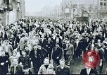 Standbild Streiks und Demonstrationen Ost Berlin Deutschland, 1953, aus Sekunde 5 historischem Filmmaterial Videoclip 65675024530