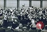 Standbild Streiks und Demonstrationen Ost Berlin Deutschland, 1953, aus Sekunde 11 historischem Filmmaterial Videoclip 65675024530