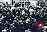 Standbild Streiks und Demonstrationen Ost Berlin Deutschland, 1953, aus Sekunde 16 historischem Filmmaterial Videoclip 65675024530