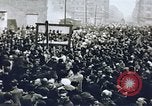 Standbild Streiks und Demonstrationen Ost Berlin Deutschland, 1953, aus Sekunde 27 historischem Filmmaterial Videoclip 65675024530