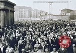 Standbild Streiks und Demonstrationen Ost Berlin Deutschland, 1953, aus Sekunde 29 historischem Filmmaterial Videoclip 65675024530