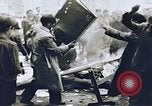 Standbild Streiks und Demonstrationen Ost Berlin Deutschland, 1953, aus Sekunde 47 historischem Filmmaterial Videoclip 65675024530