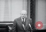 Image Le président Dwight Eisenhower à la conférence de presse United States USA, 1956, de la seconde 50 séquences d'archives historiques vidéo 65675024532