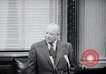 Image Le président Dwight Eisenhower à la conférence de presse United States USA, 1956, de la seconde 51 séquences d'archives historiques vidéo 65675024532