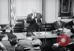 Image Le président Dwight Eisenhower à la conférence de presse United States USA, 1956, de la seconde 55 séquences d'archives historiques vidéo 65675024532