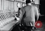 Image United States Information Service contre la propagande soviétique United States USA, 1956, de la seconde 3 séquences d'archives historiques vidéo 65675024533