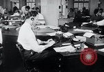 Image United States Information Service contre la propagande soviétique United States USA, 1956, de la seconde 21 séquences d'archives historiques vidéo 65675024533