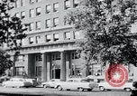 Image United States Information Service contre la propagande soviétique United States USA, 1956, de la seconde 41 séquences d'archives historiques vidéo 65675024533