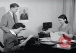Standbild United States Information Service Aktivitäten United States USA, 1956, aus Sekunde 6 historischem Filmmaterial Videoclip 65675024537
