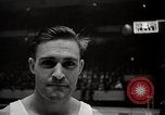 Standbild Millrose games New York United States USA, 1939, aus Sekunde 16 historischem Filmmaterial Videoclip 65675024551