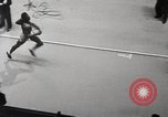 Standbild Millrose games New York United States USA, 1939, aus Sekunde 38 historischem Filmmaterial Videoclip 65675024551