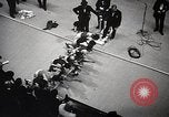 Standbild Millrose games New York United States USA, 1939, aus Sekunde 48 historischem Filmmaterial Videoclip 65675024551