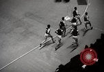 Standbild Millrose games New York United States USA, 1939, aus Sekunde 51 historischem Filmmaterial Videoclip 65675024551