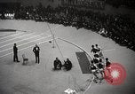 Standbild Millrose games New York United States USA, 1939, aus Sekunde 52 historischem Filmmaterial Videoclip 65675024551
