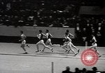 Standbild Millrose games New York United States USA, 1939, aus Sekunde 59 historischem Filmmaterial Videoclip 65675024551