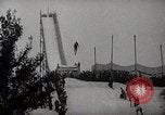 Standbild Reidar Anderson Skispringer Saint Paul Minnesota USA, 1939, aus Sekunde 37 historischem Filmmaterial Videoclip 65675024552