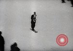 Standbild Reidar Anderson Skispringer Saint Paul Minnesota USA, 1939, aus Sekunde 50 historischem Filmmaterial Videoclip 65675024552