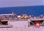 Standbild US Marine Corps UH 34D Hubschrauber Atlantik, 1962, aus Sekunde 29 historischem Filmmaterial Videoclip 65675024585