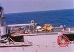 Standbild US Marine Corps UH 34D Hubschrauber Atlantik, 1962, aus Sekunde 30 historischem Filmmaterial Videoclip 65675024585