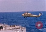 Standbild US Marine Corps UH 34D Hubschrauber Atlantik, 1962, aus Sekunde 40 historischem Filmmaterial Videoclip 65675024585