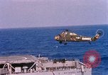 Standbild US Marine Corps UH 34D Hubschrauber Atlantik, 1962, aus Sekunde 43 historischem Filmmaterial Videoclip 65675024585