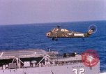 Standbild US Marine Corps UH 34D Hubschrauber Atlantik, 1962, aus Sekunde 46 historischem Filmmaterial Videoclip 65675024585