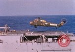 Standbild US Marine Corps UH 34D Hubschrauber Atlantik, 1962, aus Sekunde 56 historischem Filmmaterial Videoclip 65675024585