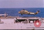 Standbild US Marine Corps UH 34D Hubschrauber Atlantik, 1962, aus Sekunde 57 historischem Filmmaterial Videoclip 65675024585