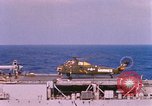 Standbild US Marine Corps UH 34D Hubschrauber Atlantik, 1962, aus Sekunde 62 historischem Filmmaterial Videoclip 65675024585